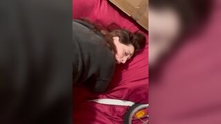 MILF moglie culona italiana geme prendendolo a pecora