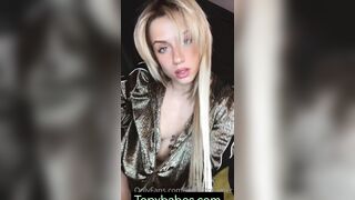 Greta de santi bionda of