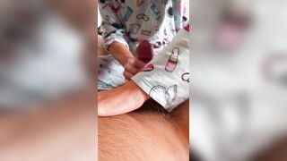 Massaggio al cazzo amica troia che mi fa venire