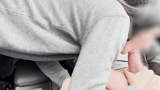 Sega e pompino in auto fidanzata italiana con chupito caldo di sperma