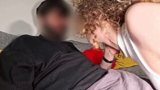 Pompino moglie italiana con venuta in bocca