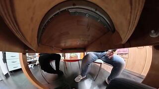 Moglie portata a scopare con vecchio porco panciuto