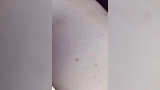 Ti piace far latroia davanti  tutti^ Strilla e godi cagna