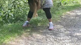 Che bello fare pipì all’aria aperta! Cercami