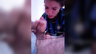 Pompino amica troia gola profonda