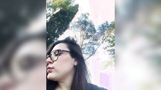 Esibizionista italiana al parco