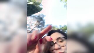 Esibizionista italiana al parco