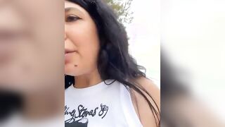 Tiralo fuori vogio succhiartelo mentre guidi