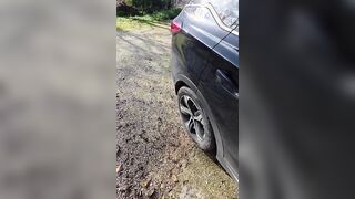 Fatti sentire come godi troia qui sbattuta in mezzo alla strada