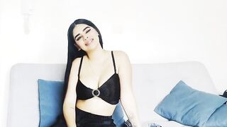Teen tettona latina prende grosso cazzo italiano