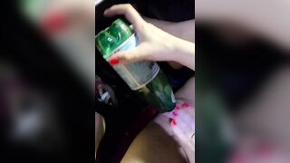 Brava scopatela bene la bottiglia troia