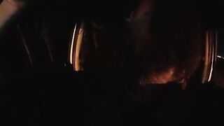Scopami in macchina davanti ai segaioli del parcheggio