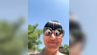 Milf tettona in live in vacanza