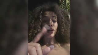 Si masturba al parco esibizionista italiana fica