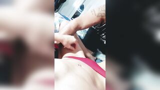 Ho voglia di un brodino di fica fammela leccare