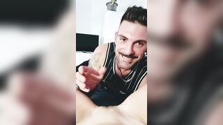 Ho voglia di un brodino di fica fammela leccare