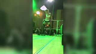 Rosy Maggiulli spogliarello Garda Sex