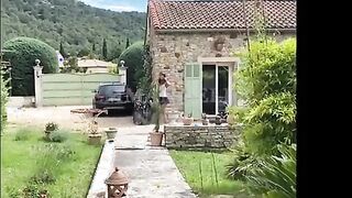 Emmanuelle Noire gang bang all'aperto