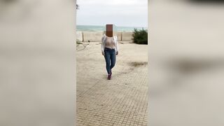 Moglie flash tette outdoor