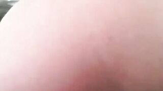 Milf italiana fa la troia in camerino del negozio