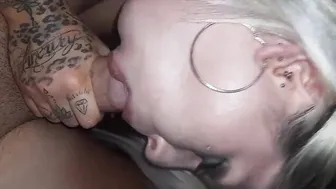 Tatuata bionda video porno su ItPornIt