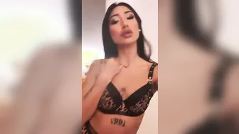 Mali un'onestà video porno su ItPornIt