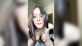 Diciottenne italiana fica si masturba