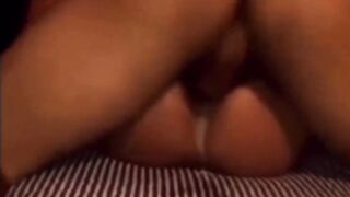 Il cornuto mi fa scopare la sua troia