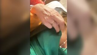 A casa di amici flash tette