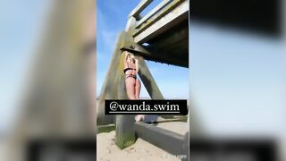 Wanda Nara in bikini