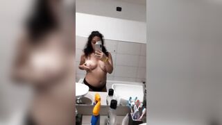 Fabiana mostra le tette 2