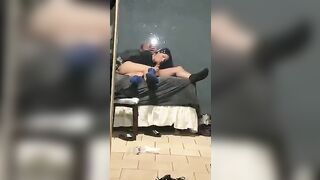 Bocchino allo specchio amatoriale