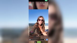 Sborra appena le vede la passera su una spiaggia nudista