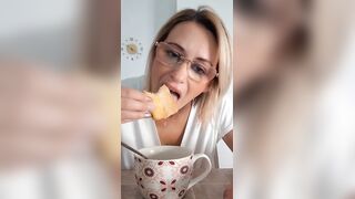 Merenda e doccia con voi fans