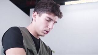 Freya Ferrari master porn inculata in cucina