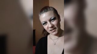 Immacolata di Acilia mostra la fica e il culo