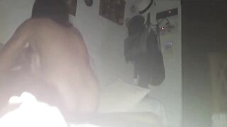 Scopata sul divano con troia sposata