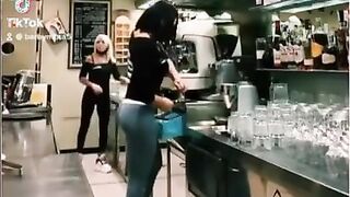 Barista Trento con culo perfetto