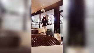Barista con gran culo di Trento TIKTOK
