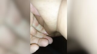 Che porca sei... come squirta bene questa fica