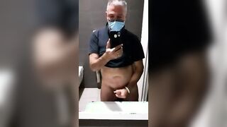 Mi sego nel bagno del ristorante