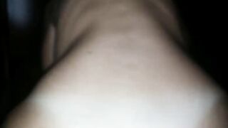 Fidanzata amatoriale gode a pecorina