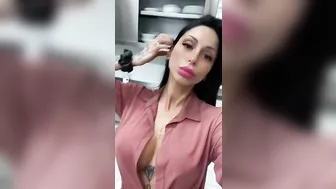 Madre e figlia video porno su ItPornIt