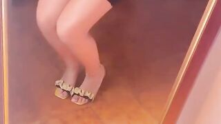 Le cosce di mia moglie