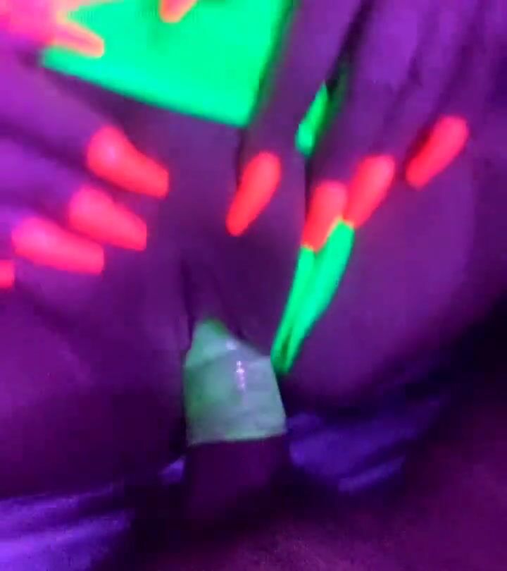 Sabrina escort e il condom fluorescente