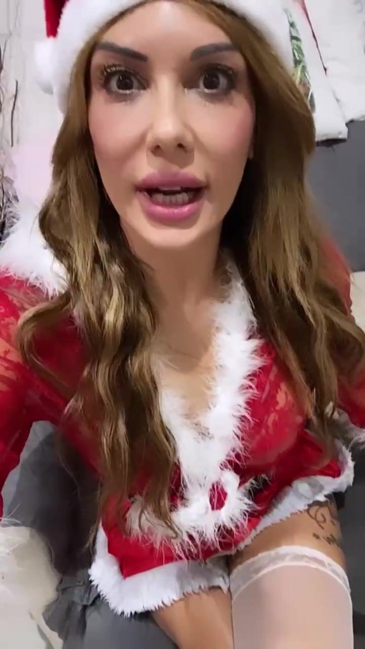 Vanessa Porrea Babba Natale hot