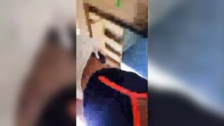 Sorpresina tra le gambe