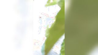 Spiata al mare da guardone