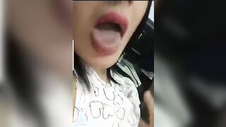 Napoletana si fa leccare la fica dal suo ragazzo