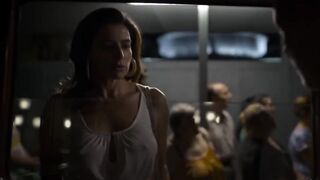 Luisa Ranieri Nuda Scene hot È stata la mano di Dio